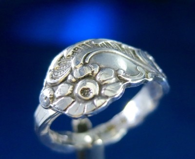 Liten ringblomma Silverpläterad slitstark nickelfri silveryta