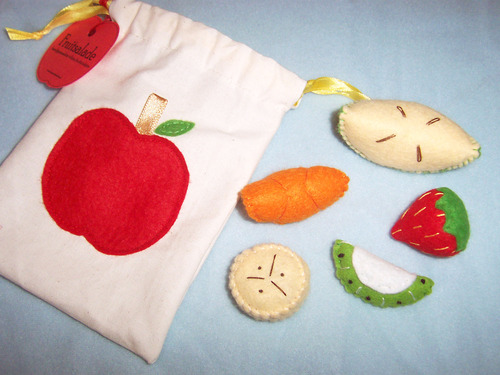 Felt fruit salad with bag