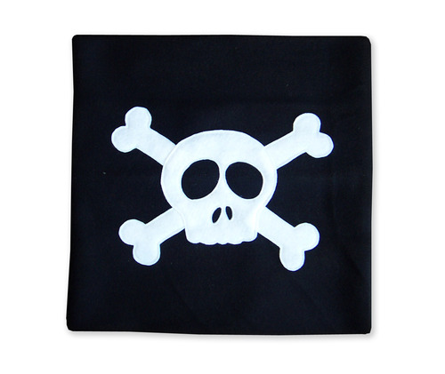 Skull and crossbones cushion cover
