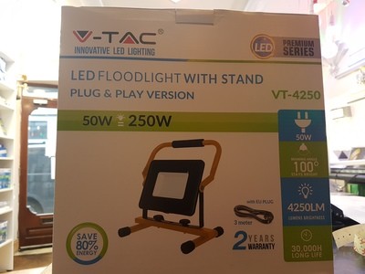 50 WATT PORTABLE FLOODLIGHT WITH UK PLUG WATERPROOF