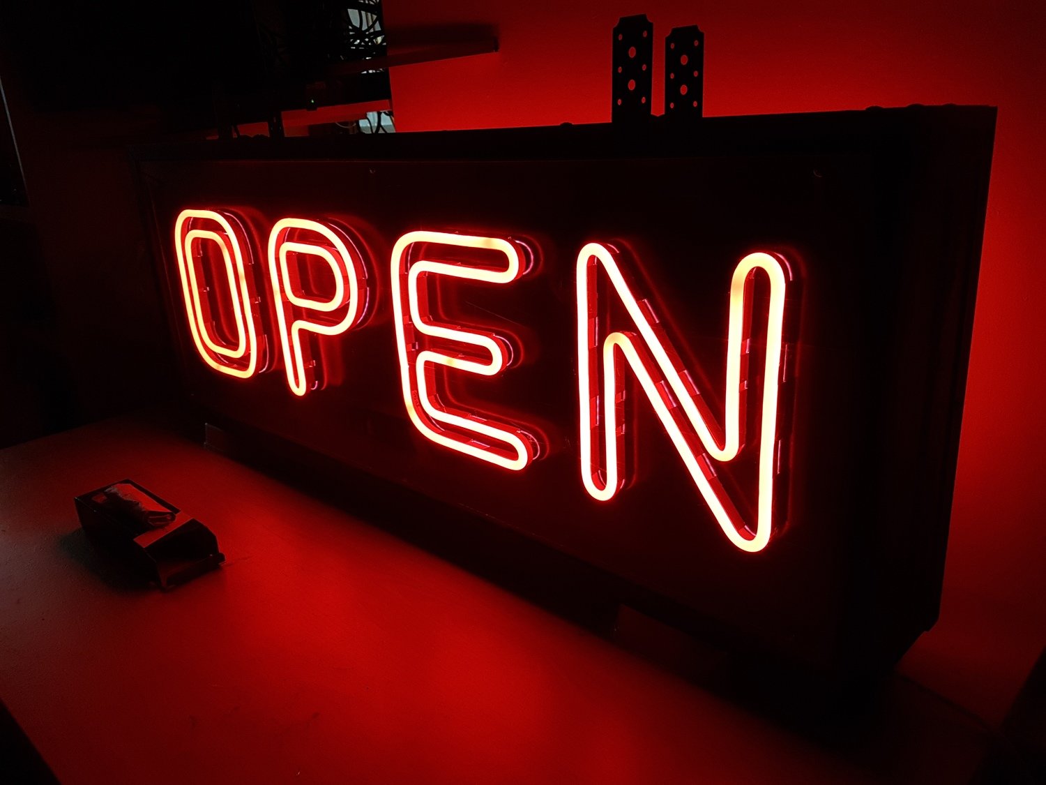 LED NEON OUTDOOR SIGN 1000X400MM