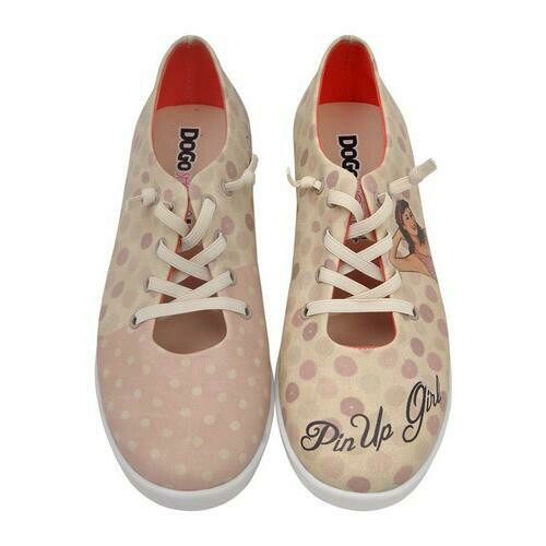 Pin Up Girl