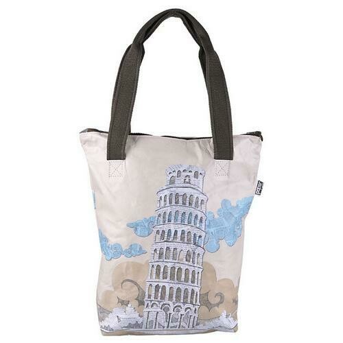 Pisa In Love