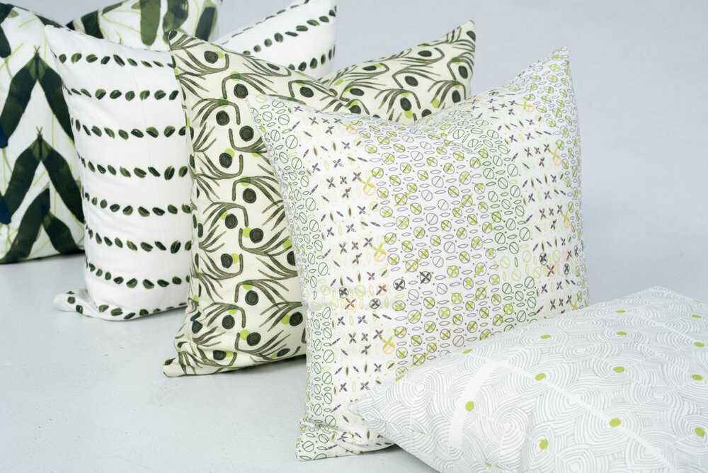 Linen Cotton Decorative Pillow - Pillow in Alleys | Dusk Pattern - Handcrafted Montreal