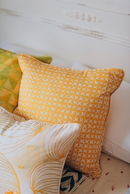 Linen Cotton Decorative Pillow - Smatte | Citron Pattern - Handcrafted Montreal