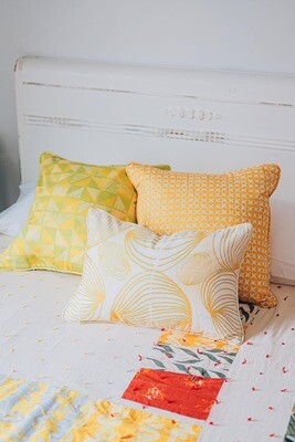 Linen Cotton Decorative Pillow - Tumble | Citron Pattern - Handcrafted Montreal