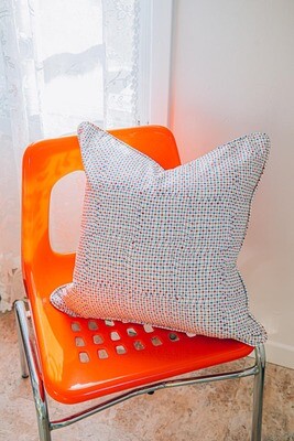 Linen Cotton Decorative Pillow - Trapeze | Gumball Pattern - Handcrafted Montreal