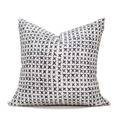 Linen Cotton Decorative Pillow - Smatte | Navy Pattern - Handcrafted Montreal