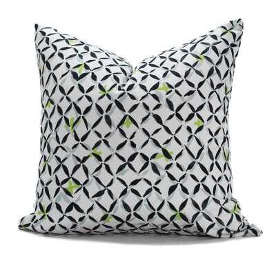 Linen Cotton Decorative Pillow - Pillow in Chainlink | Dawn Pattern - Handcrafted Montreal