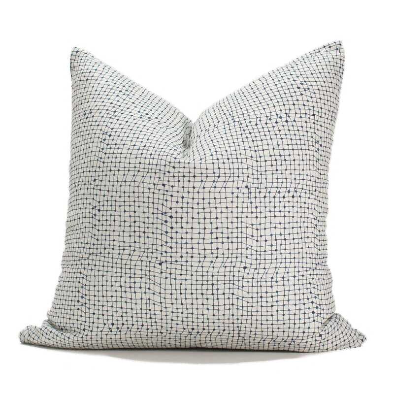 Linen Cotton Decorative Pillow - Trapeze | Navy Pattern - Handcrafted Montreal