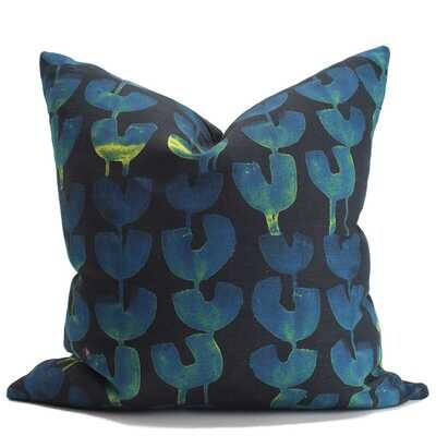 Organic Linen Decorative Pillow - Tulips | Lake Pillow Pattern - Handcrafted Montreal