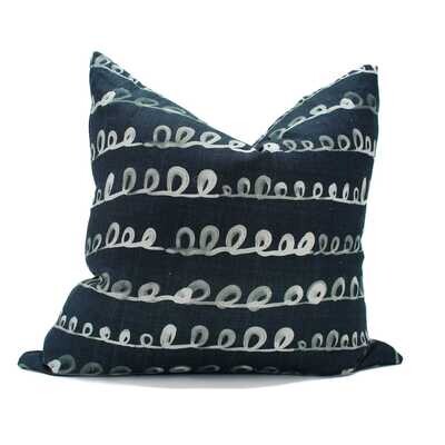 Organic Linen Decorative Pillow - LoopyLoop Pillow Pattern - Handcrafted Montreal