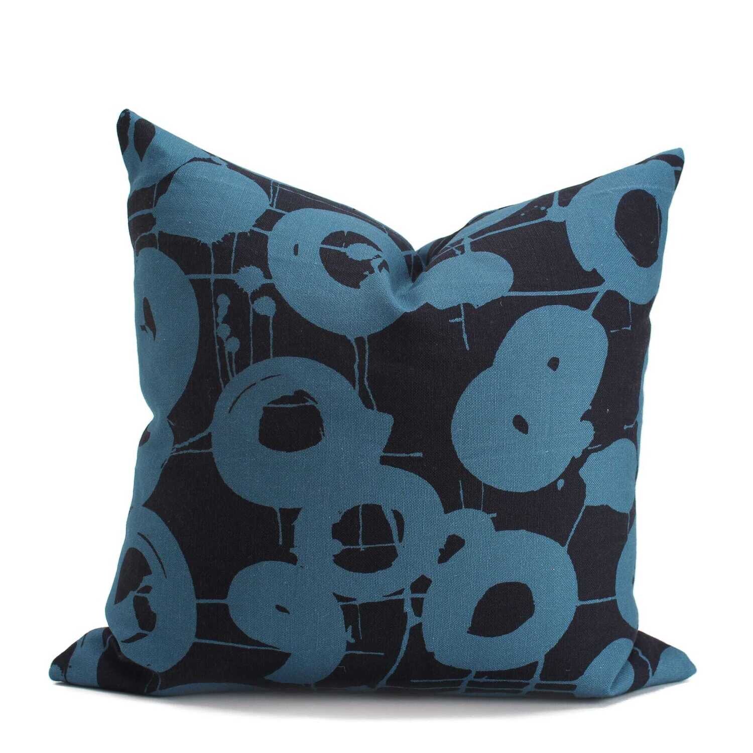 Organic Linen Decorative Pillow - Hotspot | Lake Pillow Pattern - Handcrafted Montreal