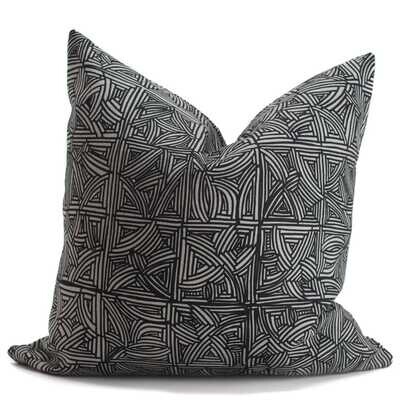 Organic Linen Decorative Pillow - Handbasket | Mono Pillow Pattern - Handcrafted Montreal