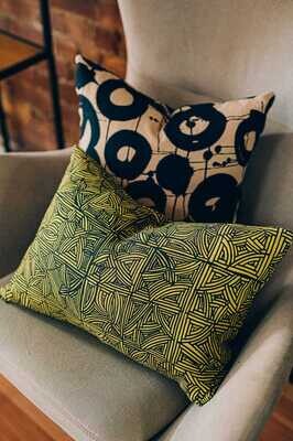 Organic Linen Decorative Pillow - Handbasket | Meadow Pillow Pattern - Handcrafted Montreal