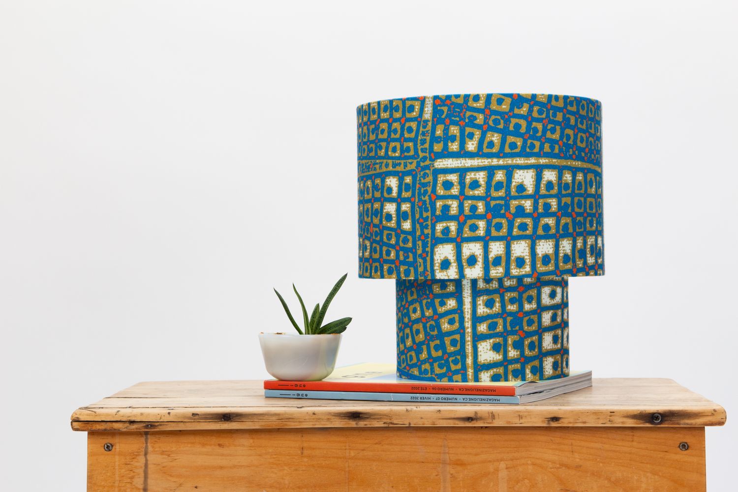 Quiver River fabric styled showing optical vibration effect