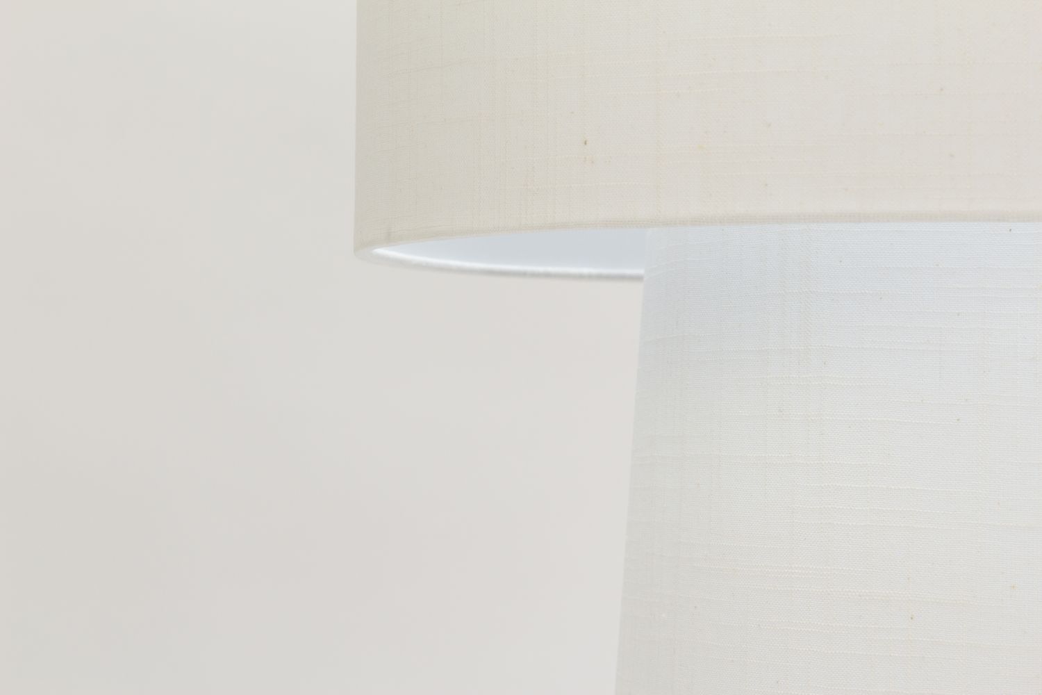 min/max Floor Lamp - White