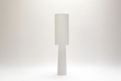 min/max Floor Lamp - White