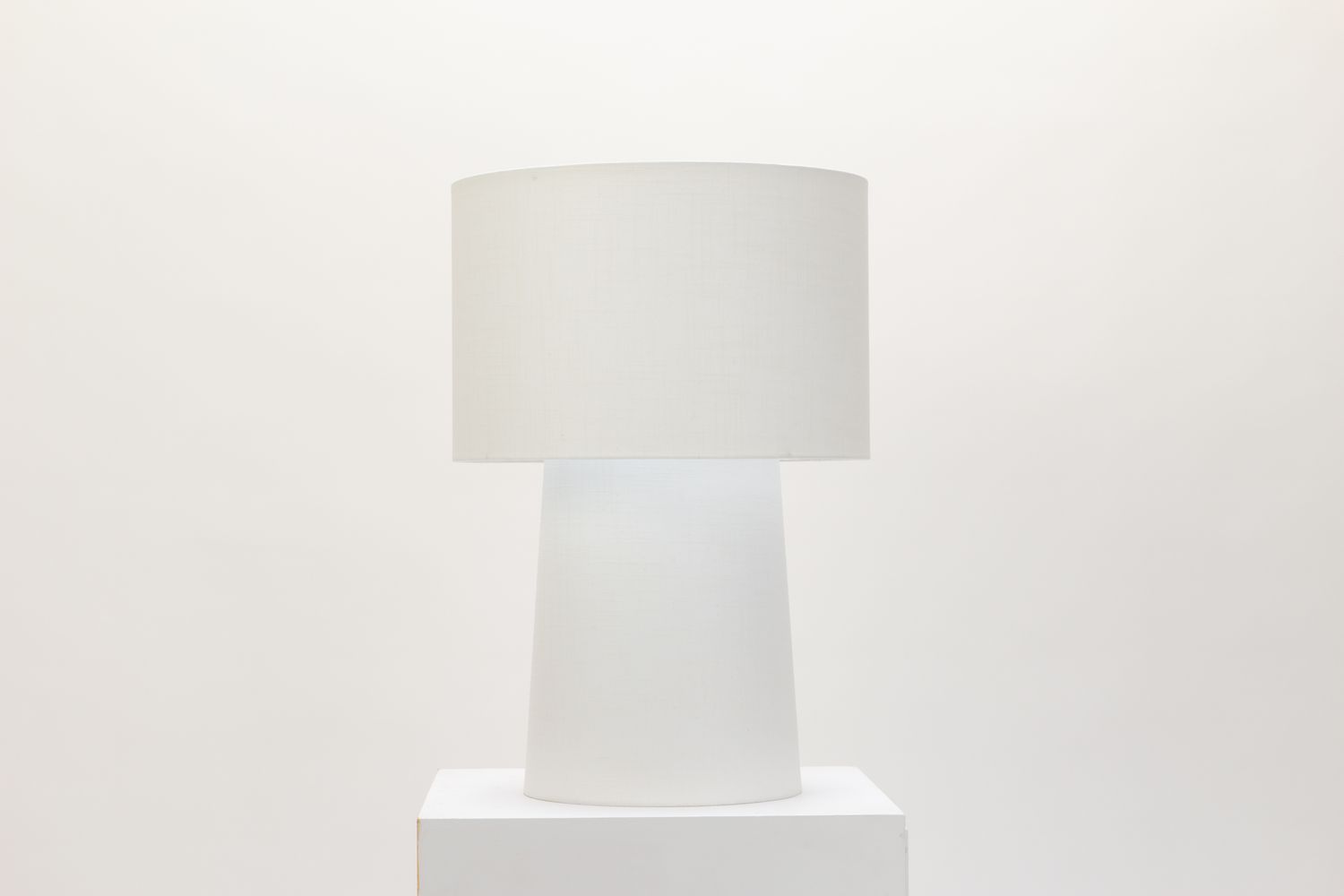 min/max Large Table Lamp - White