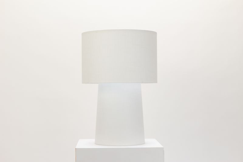 min/max Large Table Lamp - White