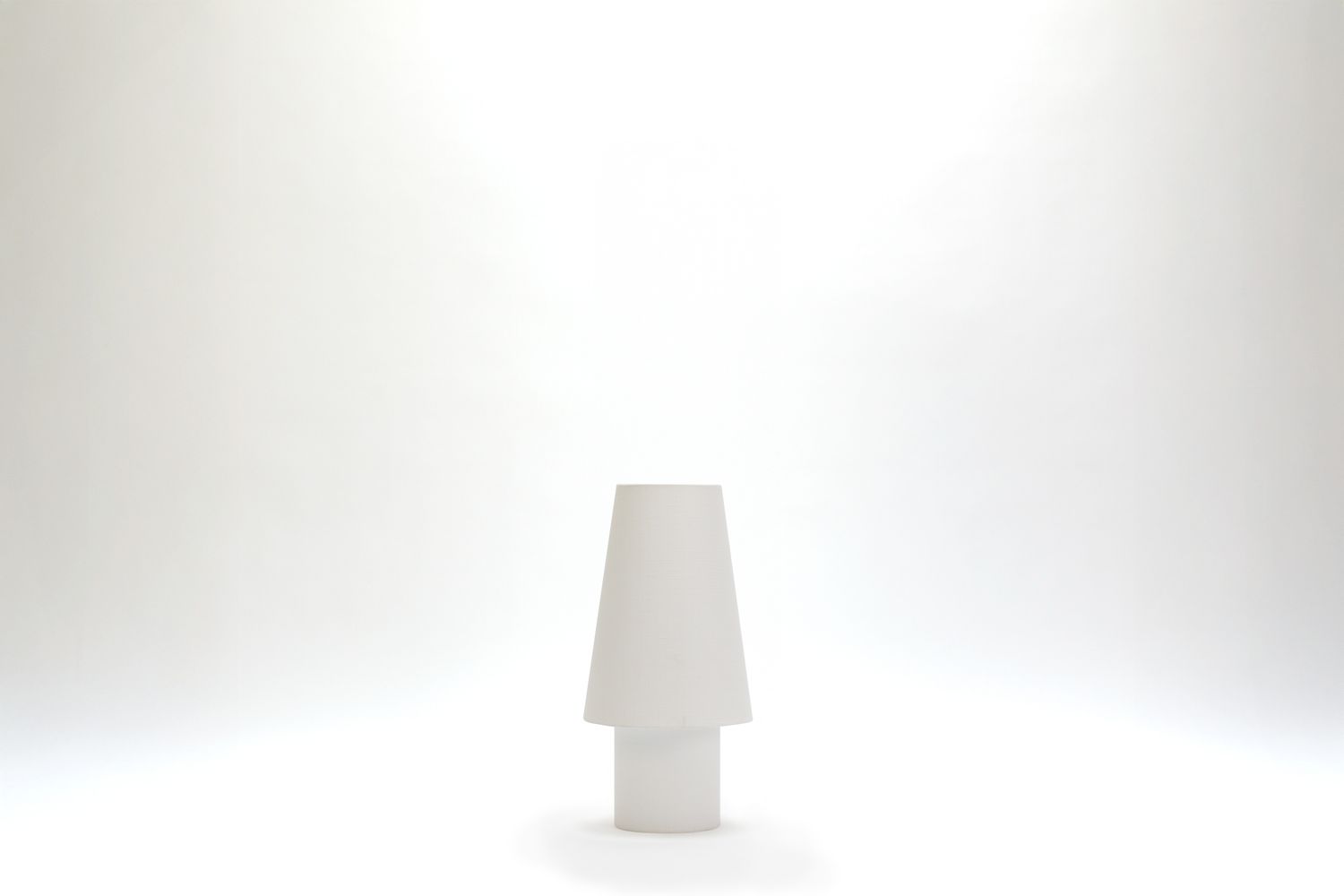 min/max Medium Table Lamp - White