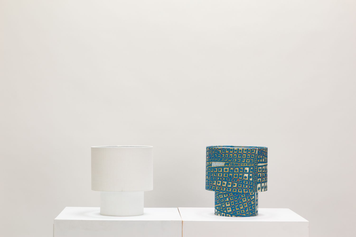 min/max Bedside Lamp B - White