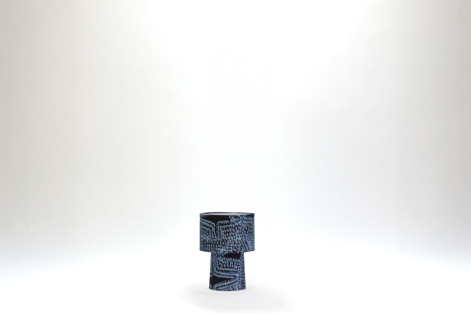 min/max Bedside Lamp A - Pilot | River