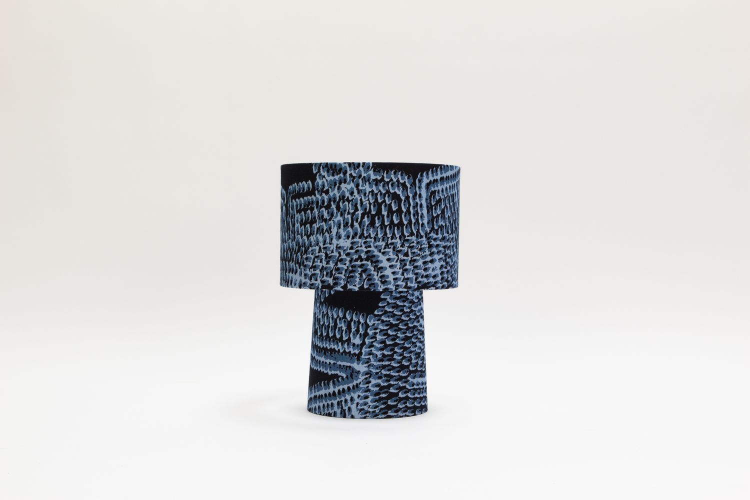 min/max Bedside Lamp A - Pilot | River
