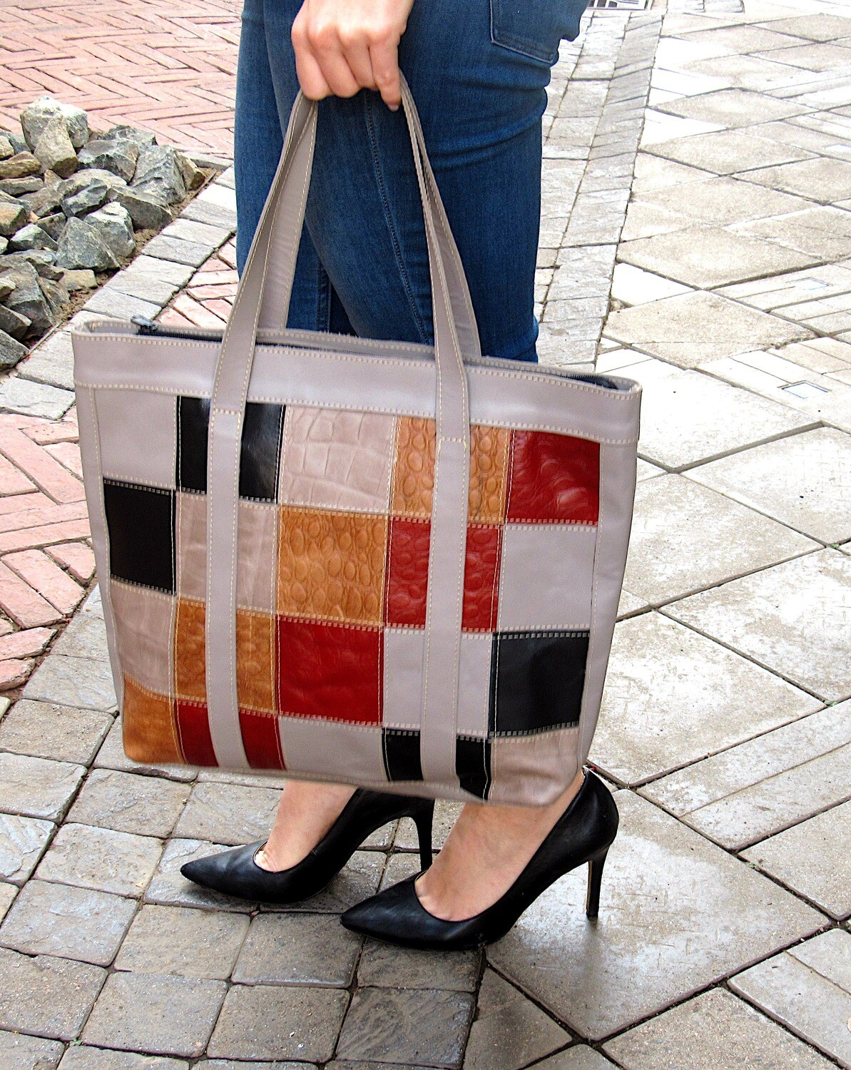 Mini Blocked Leather Bags - Light grey frame: orange and red flare