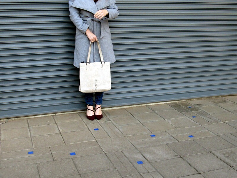 Classic-styled Leather bags: Dark Brown, Black with pockets outside, Light Brown and Patent Black