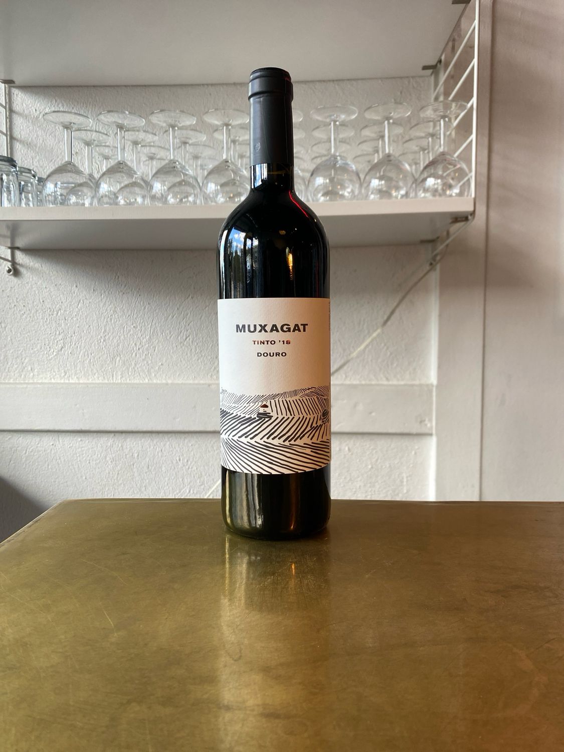 Muxagat, Tinto (2018)