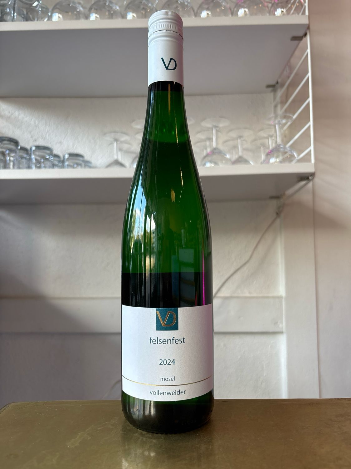 Vollenweider, 'Felsenfest' Riesling Kabinett Trocken (2024) Vollenweider, 'Felsenfest' Riesling Kabinett Trocken (2024)