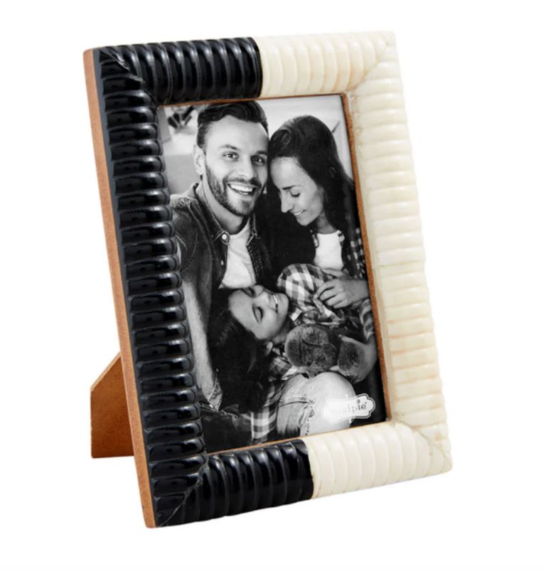 4x6 Ribbed Bone Frame #46900581S