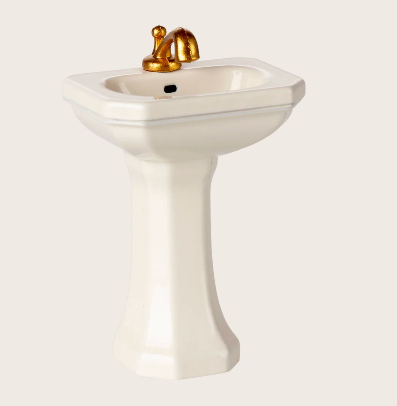 Bathroom sink, Mouse