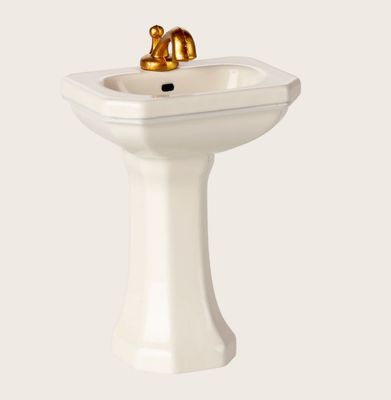 Bathroom sink, Mouse