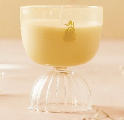 rewind coupe 7oz- champagne candle