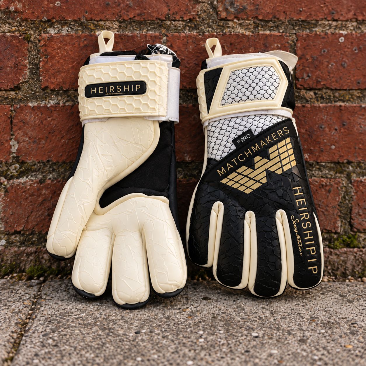 Heirship Seventeen GK Pro Goalkeeper Gloves