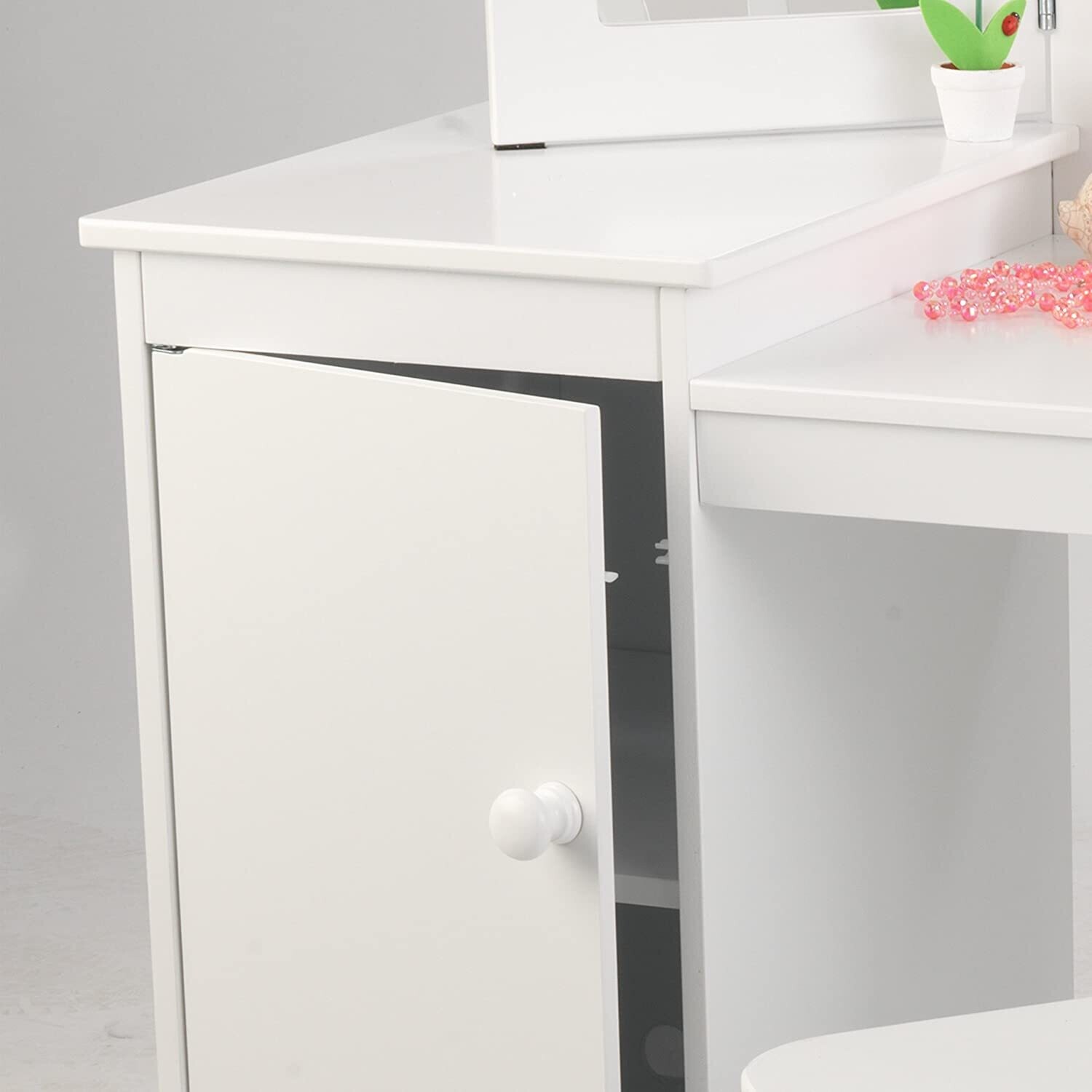 Children&#39;s Playroom Bedroom Furniture, Fun and Practical Kids Room Furniture, Storage and Decor Solutions for Toddlers and Kids