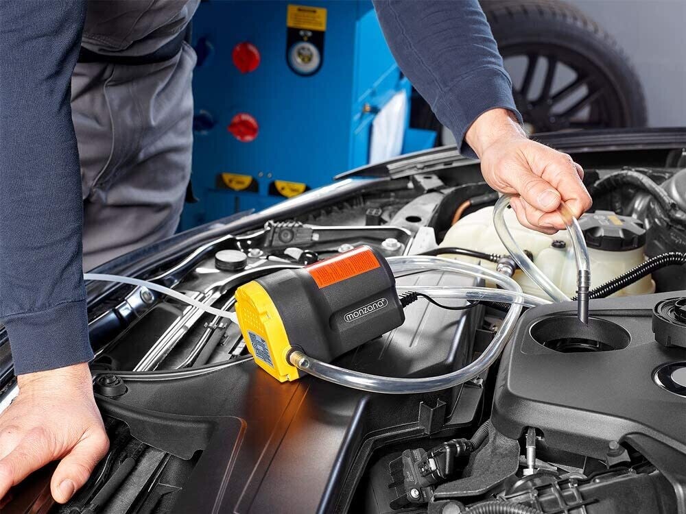 Electric Oil Extractor Pump 12V – Portable Oil Siphon Pump for Cars, Boats, and Machinery Maintenance