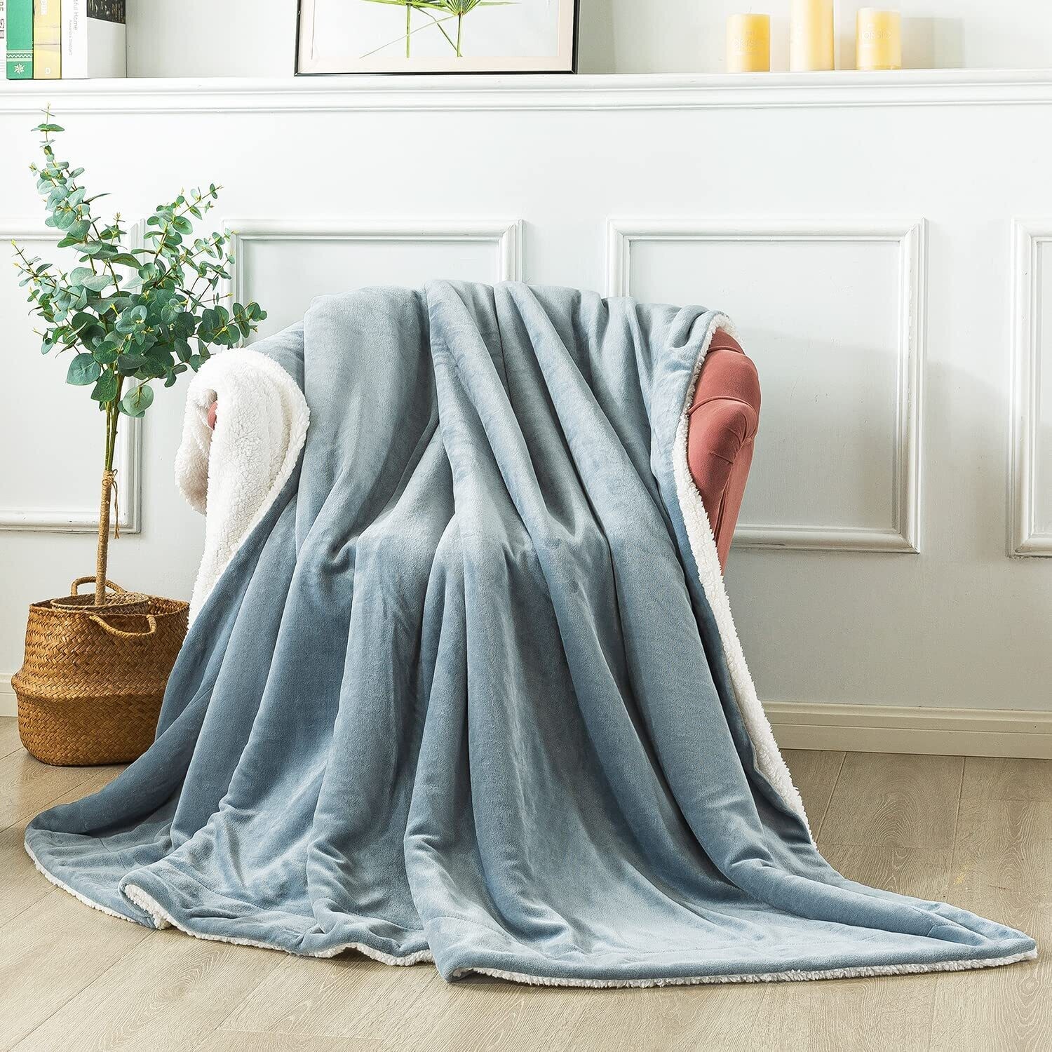 High-Quality Double-Sided Sofa Blankets for Comfort and Home Decor