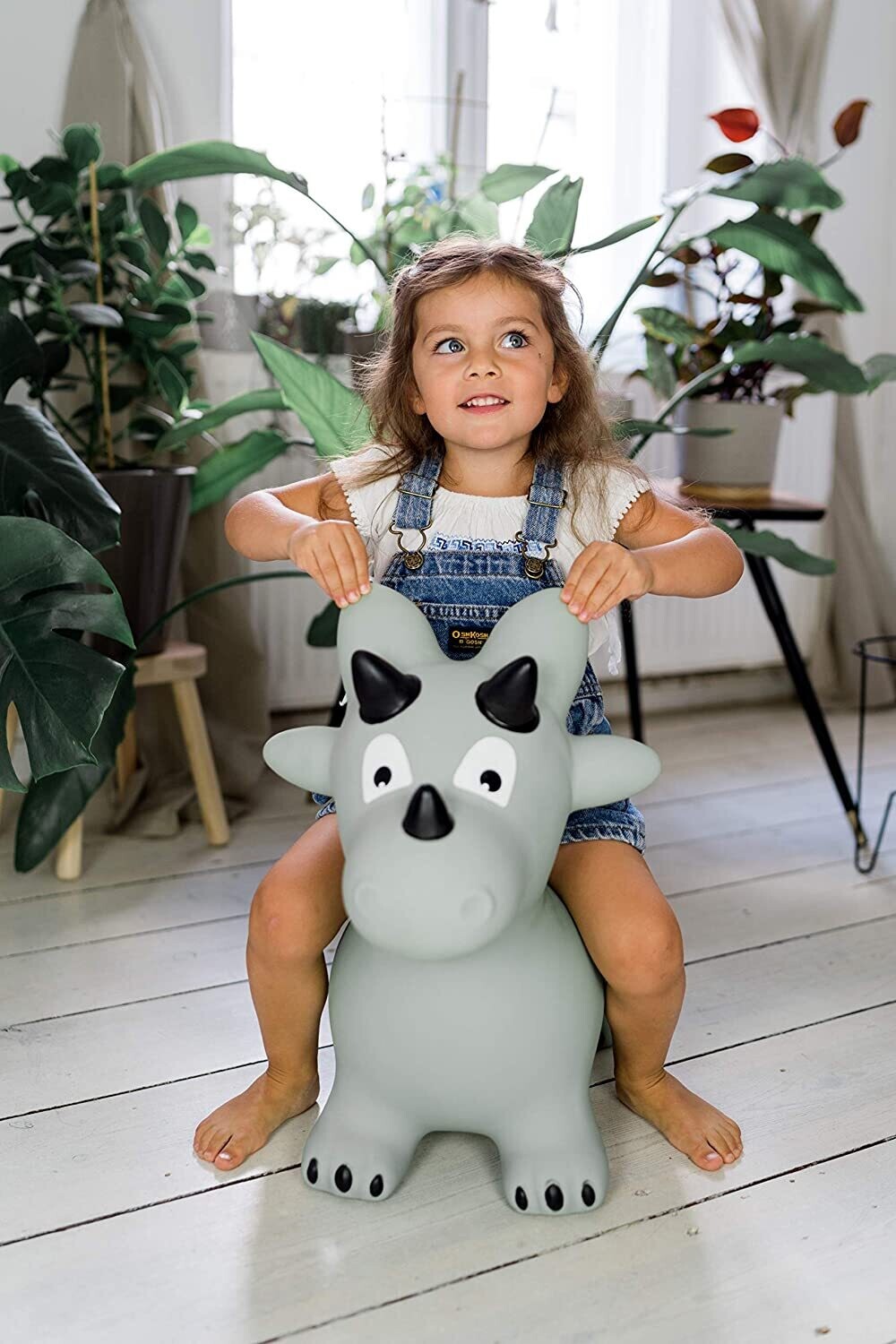 Bouncy Dinosaur Animal Toy for Children – Inflatable, Fun, and Safe Ride-On Toy for Kids&#39; Playtime and Physical Activity