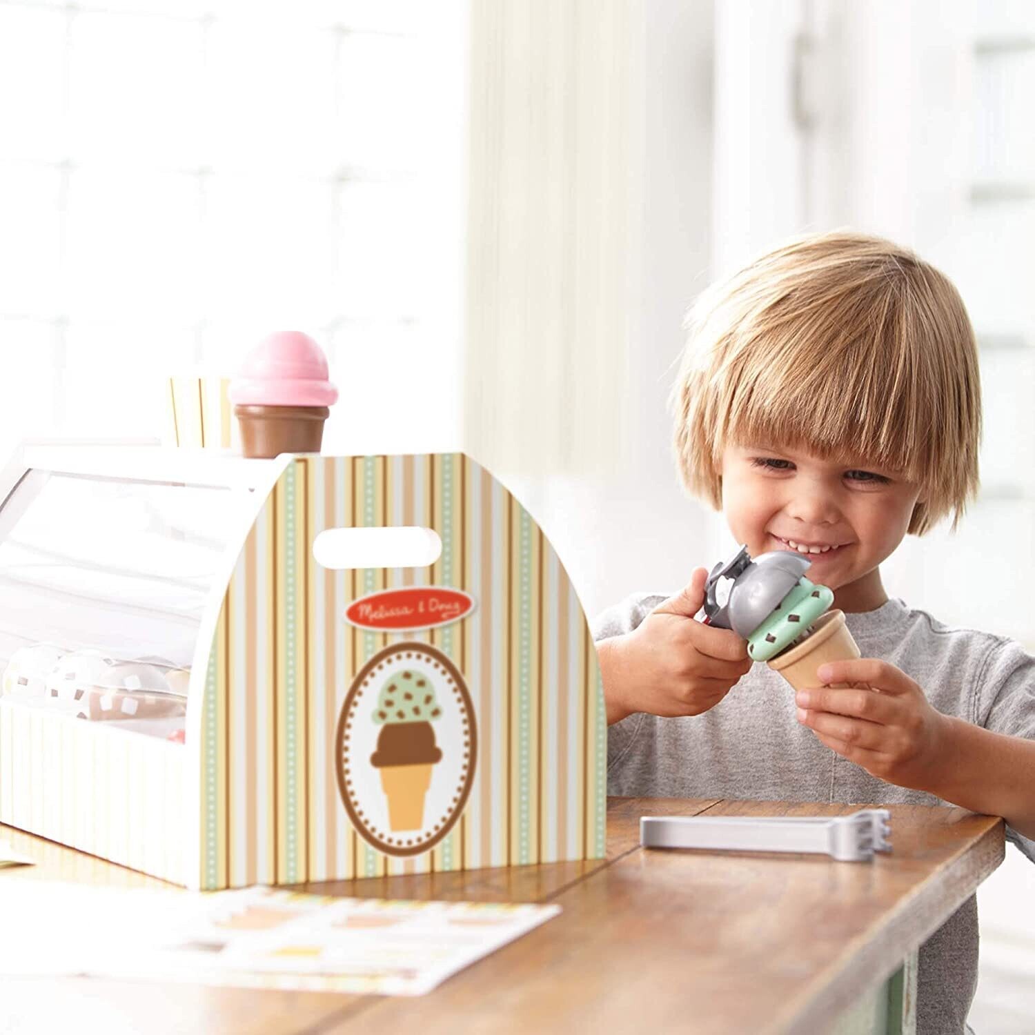 Wooden Scoop and Serve Ice Cream Counter (28 Pieces) - Play Food and Accessories