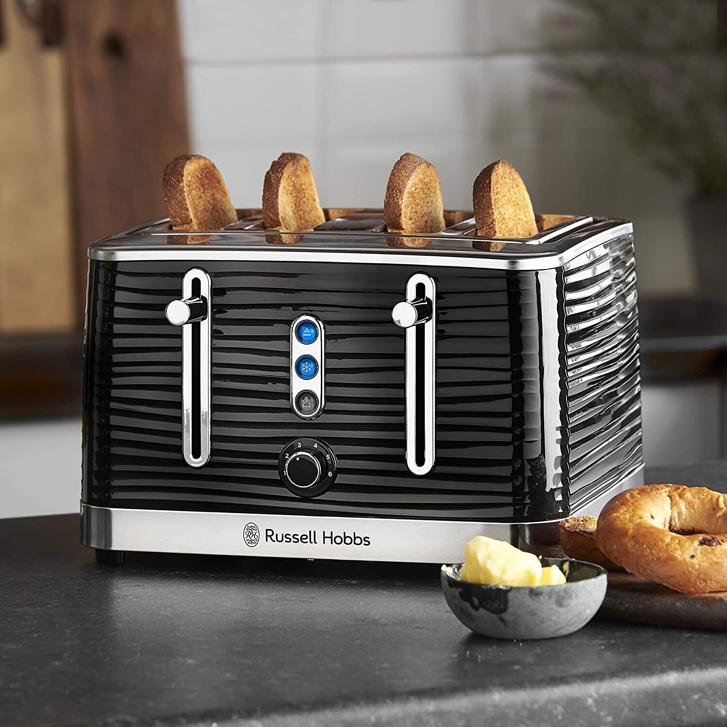 Inspire High Gloss Plastic Four Slice Toaster