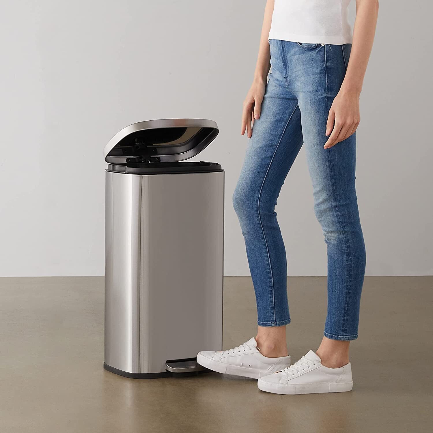30L Basics Round Pedal Bin Cylindrical Stainless Steel 30L