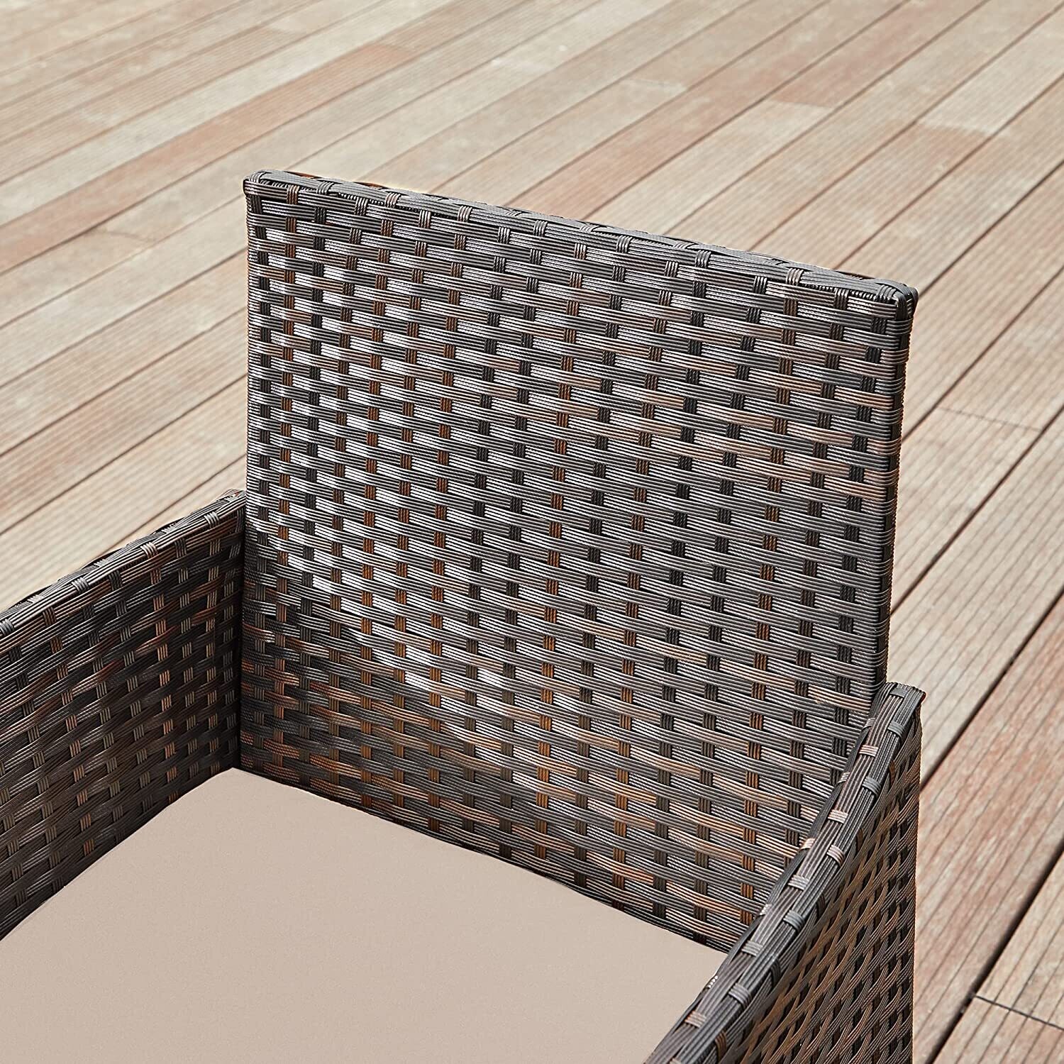 4-Piece Rattan Garden Chair Furniture Set - Stylish Weather-Resistant Wicker Patio Furniture with Cushions, Perfect for Gardens, Balconies, and Terraces