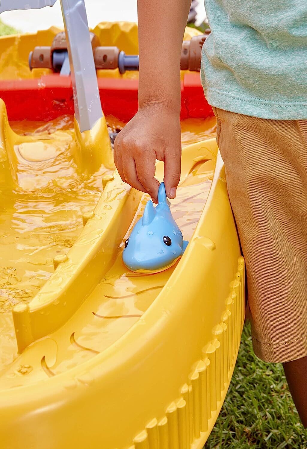 Outdoor Garden Water Table Playset Island Wavemaker  Safe, Durable and Portable for Toddlers