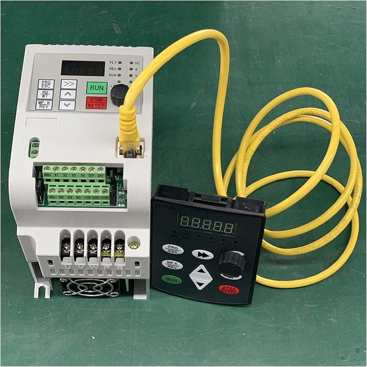 Adjustable Speed Drive - 220V Single Phase Input to 3 Phase Output Frequency Converter, VFD for Precise Motor Control and Enhanced Efficiency in Various Applications