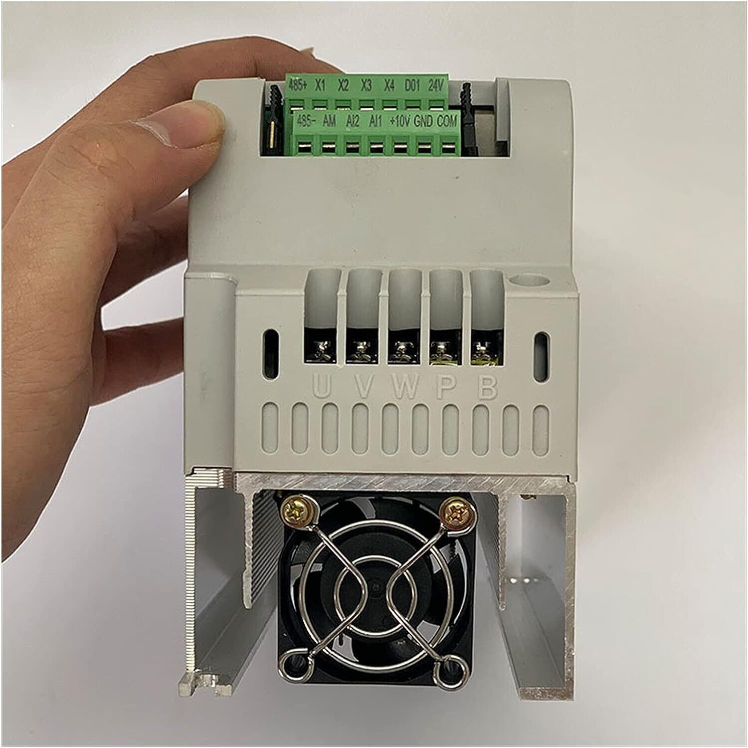 Adjustable Speed Drive - 220V Single Phase Input to 3 Phase Output Frequency Converter, VFD for Precise Motor Control and Enhanced Efficiency in Various Applications