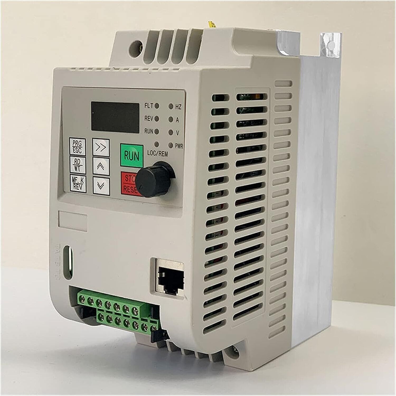 Adjustable Speed Drive - 220V Single Phase Input to 3 Phase Output Frequency Converter, VFD for Precise Motor Control and Enhanced Efficiency in Various Applications