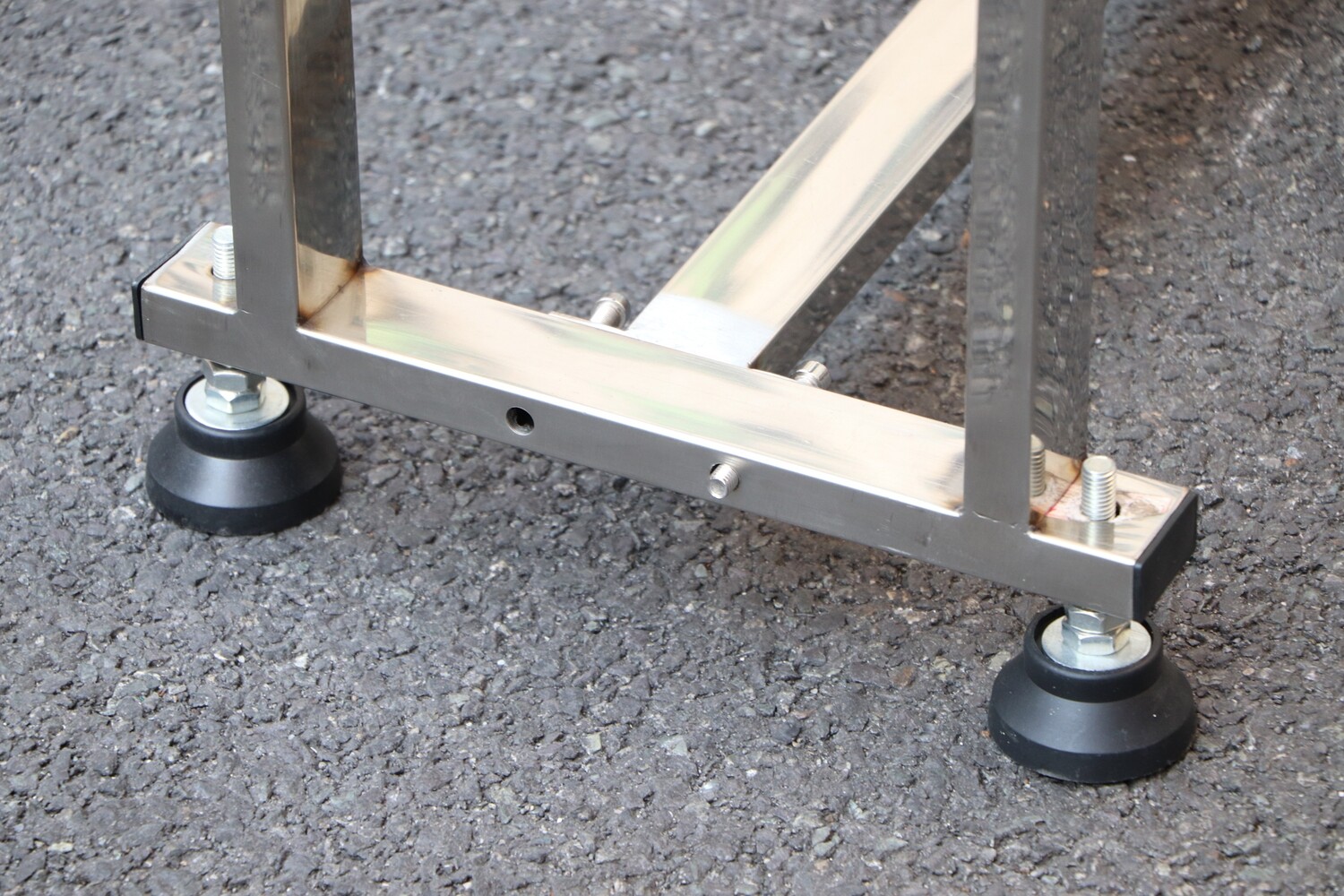 Commercial Steel Conveyor Belt Machine – Automatic Electric Conveyor with Adjustable Guardrail, 200-500mm Width, Ideal for Efficient Material Transport